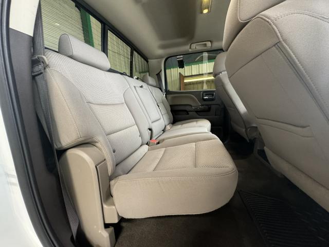 2018 Chevrolet Silverado 1500 Crew Cab Auto 6-Spd HD Overdrive - Image 11