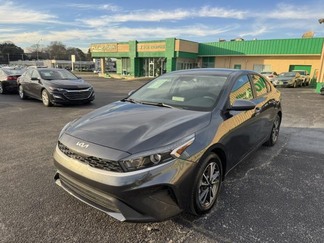 2023 Kia Forte Automatic IVT - Image 4