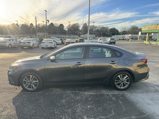 2023 Kia Forte Automatic IVT - Image 5
