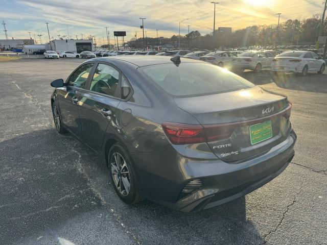 2023 Kia Forte Automatic IVT - Image 6