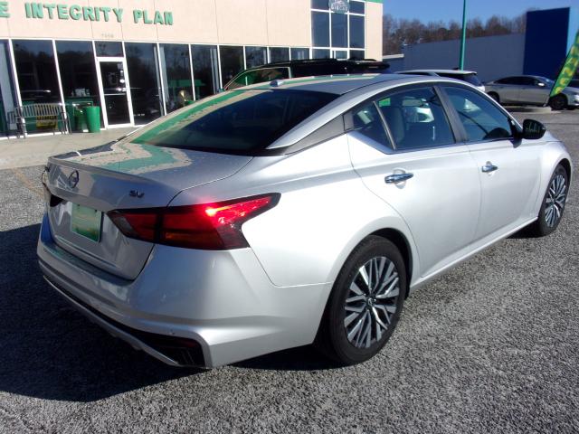 2024 Nissan Altima Automatic Xtronic CVT - Image 2