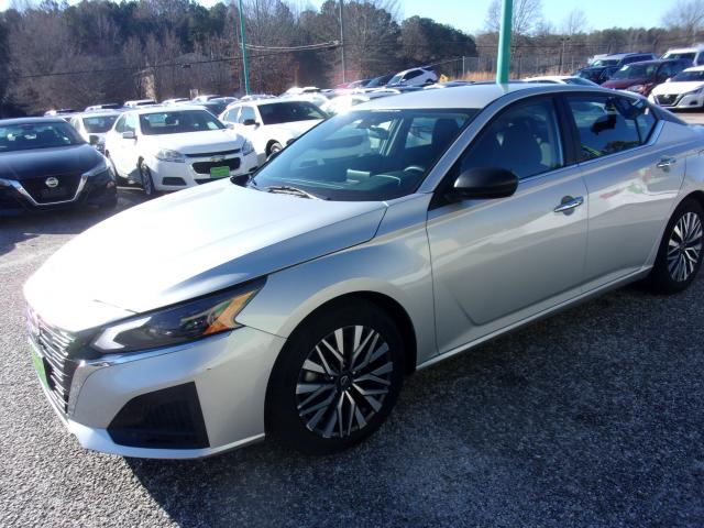 2024 Nissan Altima Automatic Xtronic CVT - Image 6