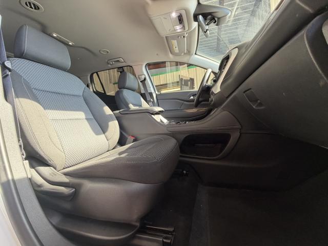 2021 GMC Acadia Automatic 9-Spd - Image 10