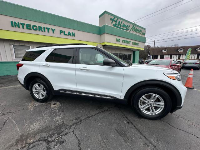 2023 Ford Explorer Automatic 10-Spd - Image 2