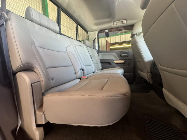 2018 Chevrolet Silverado 1500 Crew Cab Automatic 6-Spd HD w/Overdrive - Image 11