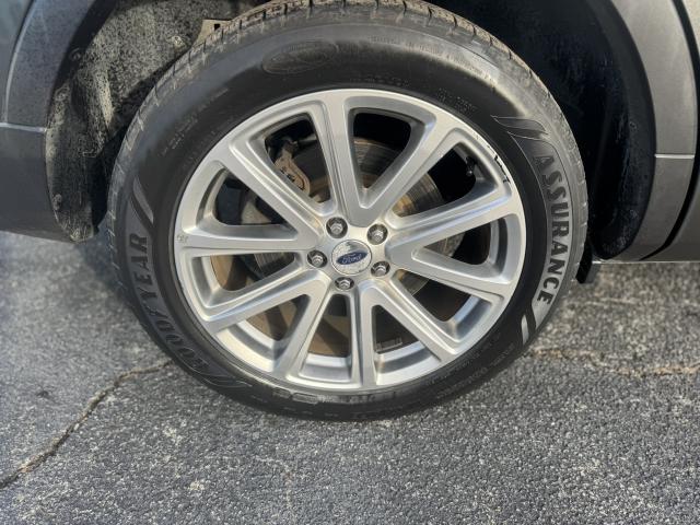 2016 Ford Explorer Auto 6-Spd SelectShift - Image 9