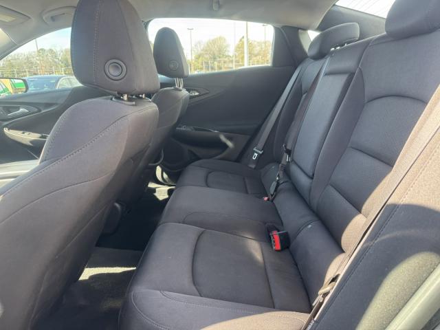 2023 Chevrolet Malibu Automatic CVT - Image 11