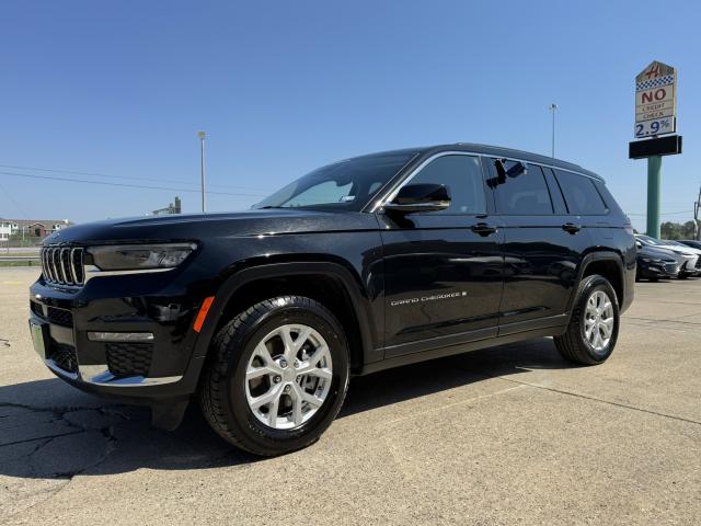 2023 Jeep Grand Cherokee L Automatic 8-Spd - Image 3