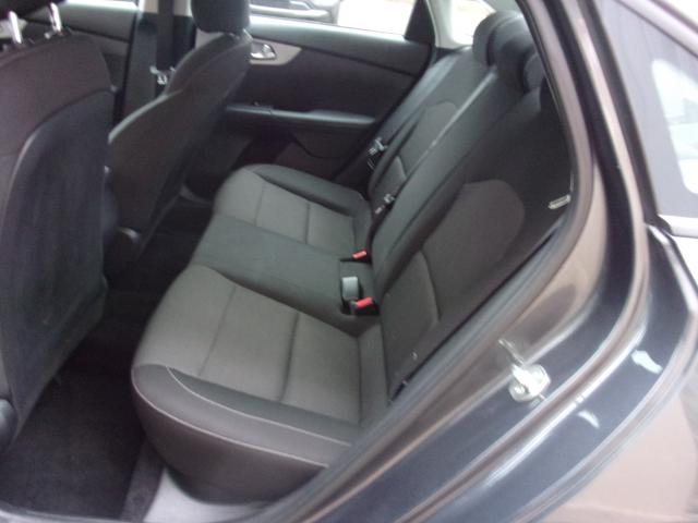 2024 Kia Forte Automatic IVT - Image 12