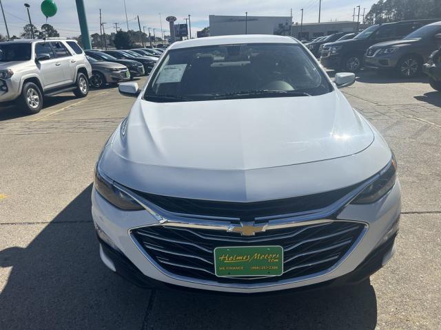 2022 Chevrolet Malibu Automatic CVT - Image 3