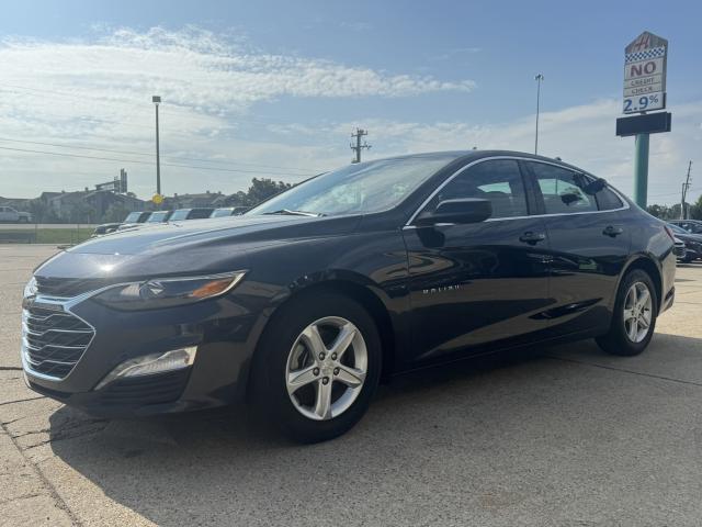 2023 Chevrolet Malibu Automatic CVT - Image 3