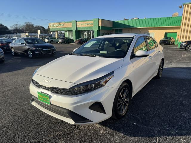 2023 Kia Forte Automatic IVT - Image 4