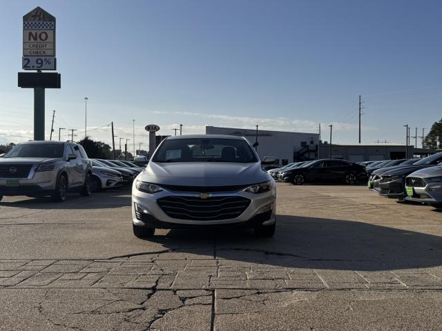 2022 Chevrolet Malibu Automatic CVT - Image 1