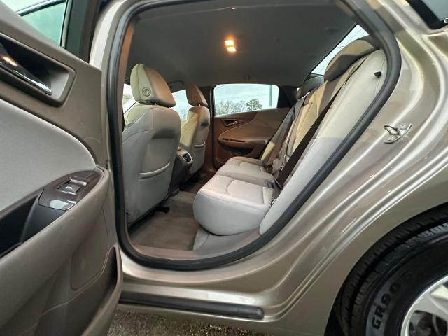 2022 Chevrolet Malibu Automatic CVT - Image 10