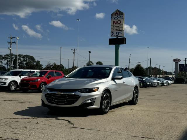 2022 Chevrolet Malibu Automatic CVT - Image 3