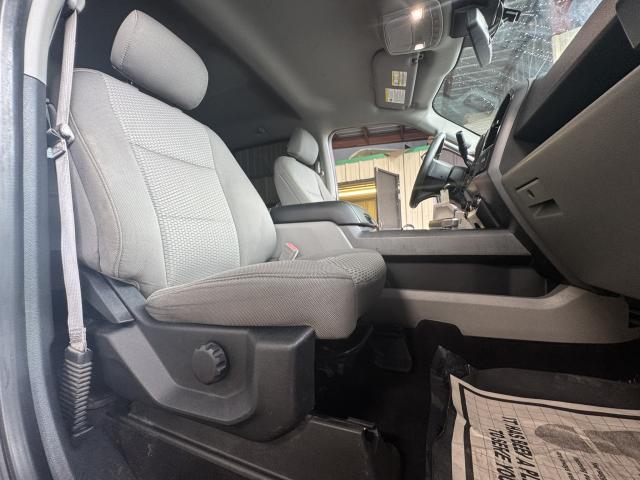 2019 Ford F150 SuperCrew Cab Automatic 6-Spd w/SelectShift - Image 10
