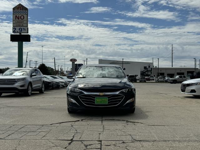 2021 Chevrolet Malibu's photo