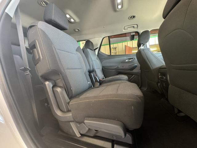 2020 Chevrolet Traverse Automatic 9-Spd - Image 11