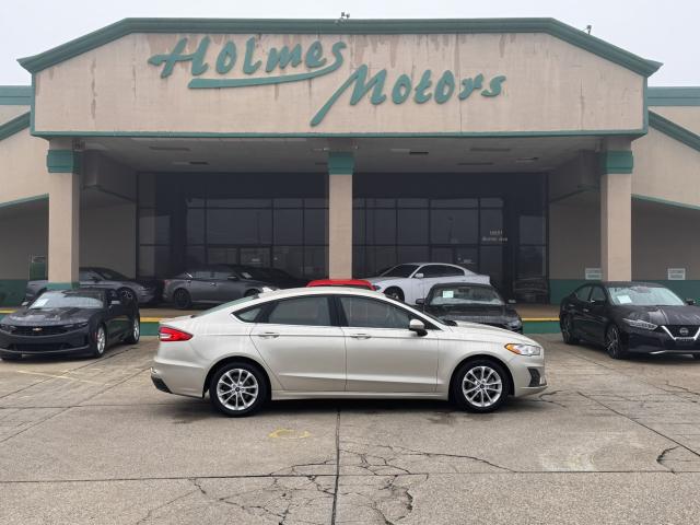 2019 Ford Fusion Automatic 6-Spd w/SelectShift - Image 2