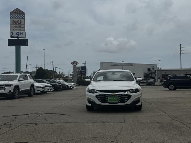 2019 Chevrolet Malibu Automatic CVT - Image 1