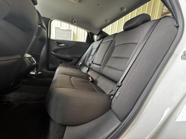 2019 Chevrolet Malibu Automatic CVT - Image 9