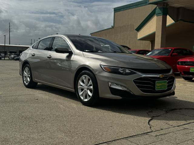 2022 Chevrolet Malibu Automatic CVT - Image 4