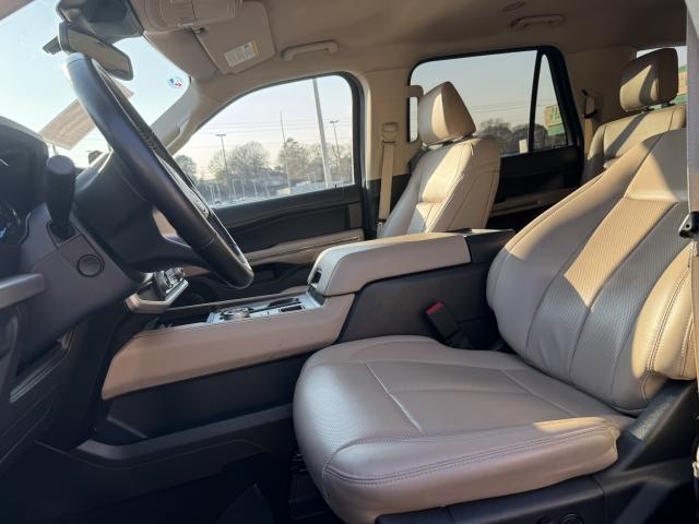 2024 Ford Expedition MAX Automatic 10-Spd w/SelectShift - Image 10