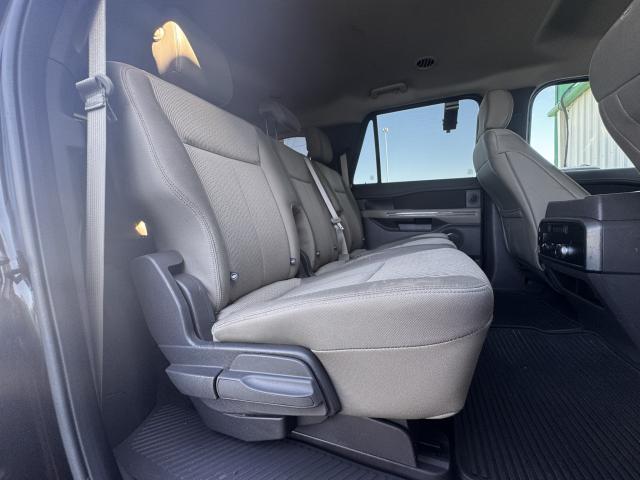 2018 Ford Expedition MAX Automatic 10-Spd w/SelectShift - Image 10