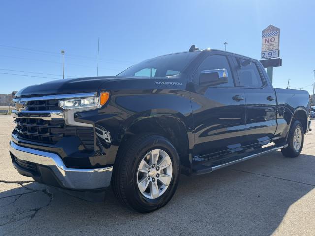 2024 Chevrolet Silverado 1500 Crew Cab Automatic 10-Spd w/Overdrive - Image 3