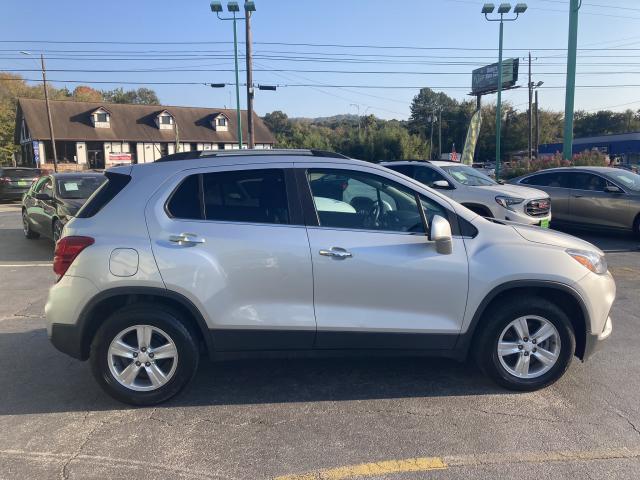 2020 Chevrolet Trax Automatic 6-Spd - Image 3