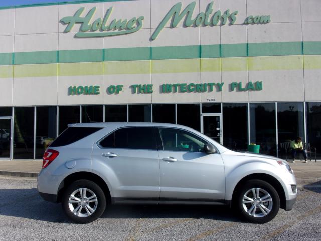 2016 Chevrolet Equinox LS's photo