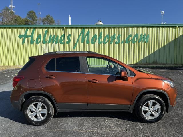 2019 Chevrolet Trax Automatic 6-Spd - Image 2