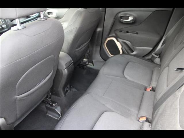 2017 Jeep Renegade Latitude FWD's photo