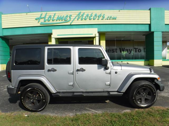 2016 Jeep Wrangler Freedom Edition's photo