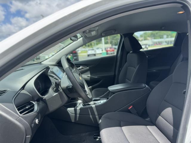 2023 Chevrolet Malibu Automatic CVT - Image 10