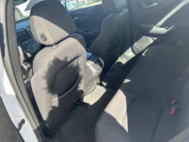 2020 Chevrolet Malibu Automatic CVT - Image 12