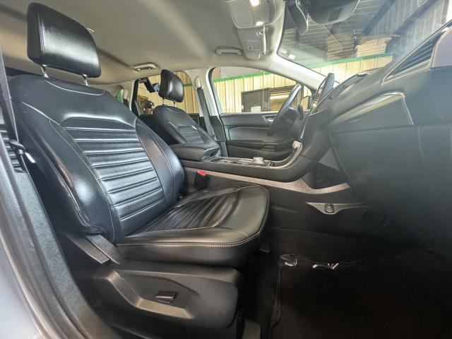 2022 Ford Edge Automatic 8-Spd w/SelectShift - Image 10