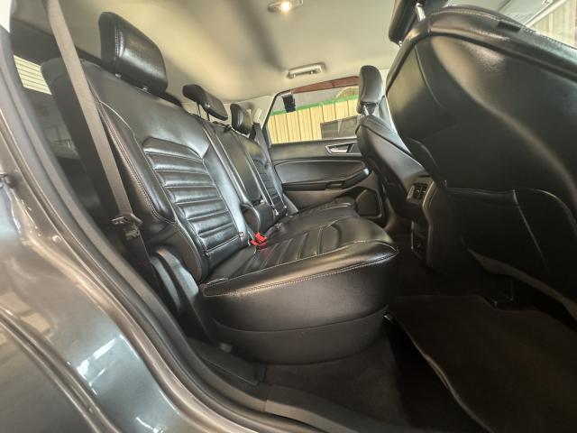 2022 Ford Edge Automatic 8-Spd w/SelectShift - Image 11