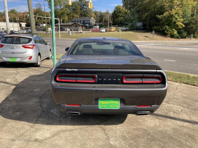 2022 Dodge Challenger Automatic 8-Spd - Image 6