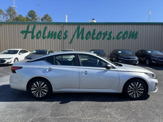 2024 Nissan Altima Automatic Xtronic CVT - Image 1