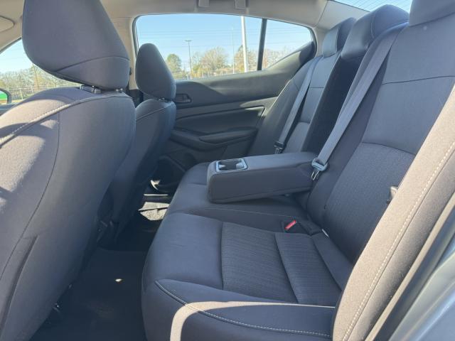2024 Nissan Altima Automatic Xtronic CVT - Image 11