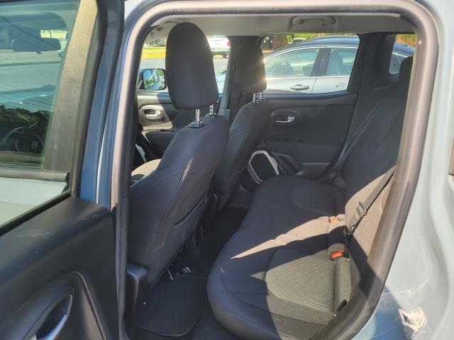 2017 Jeep Renegade Latitude FWD's photo