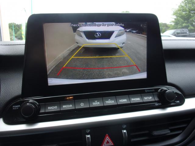 2020 Kia Forte Automatic IVT - Image 9