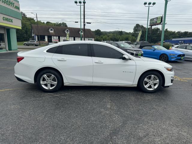 2021 Chevrolet Malibu Automatic CVT - Image 1