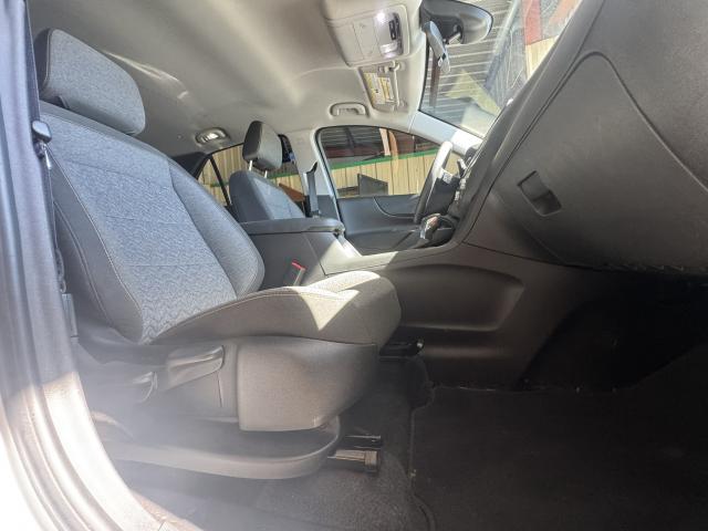 2022 Chevrolet Equinox Automatic 6-Spd w/Overdrive - Image 10