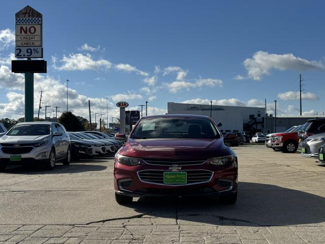 2017 Chevrolet Malibu 1LT's photo