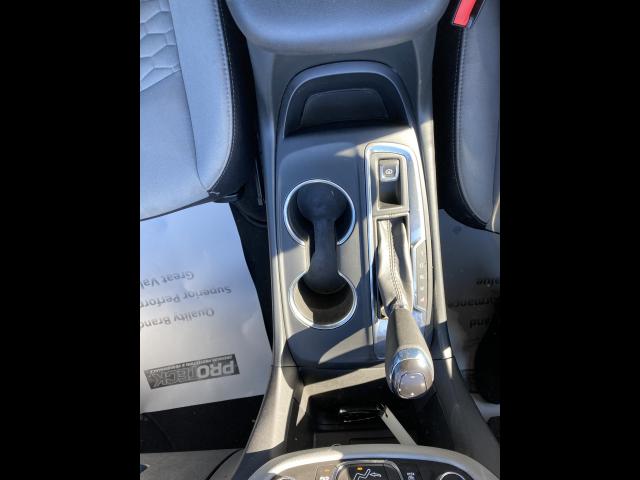 2020 Chevrolet Equinox Automatic 6-Spd w/Overdrive - Image 12