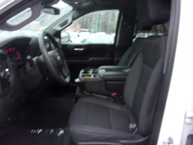 2022 Chevrolet Silverado 1500 Crew Cab Automatic 8-Spd w/Overdrive - Image 11
