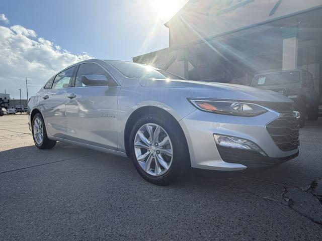 2022 Chevrolet Malibu Automatic CVT - Image 4