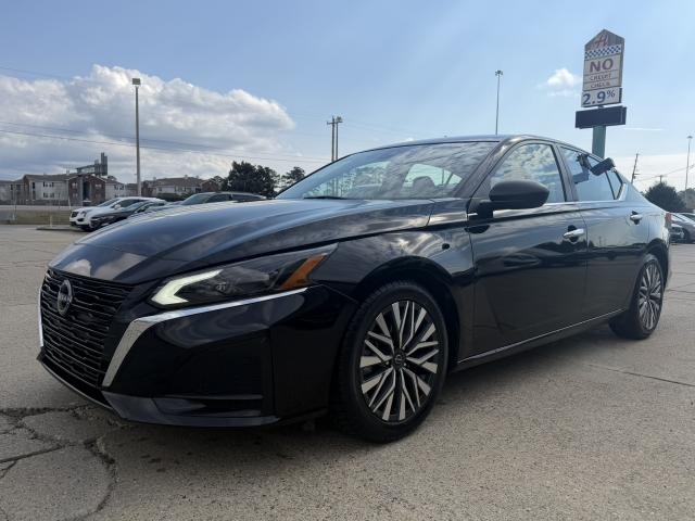 2024 Nissan Altima Automatic Xtronic CVT - Image 3